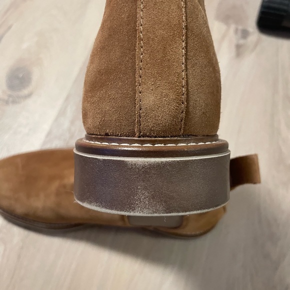 Crown Vintage Suede boots - Picture 6 of 6